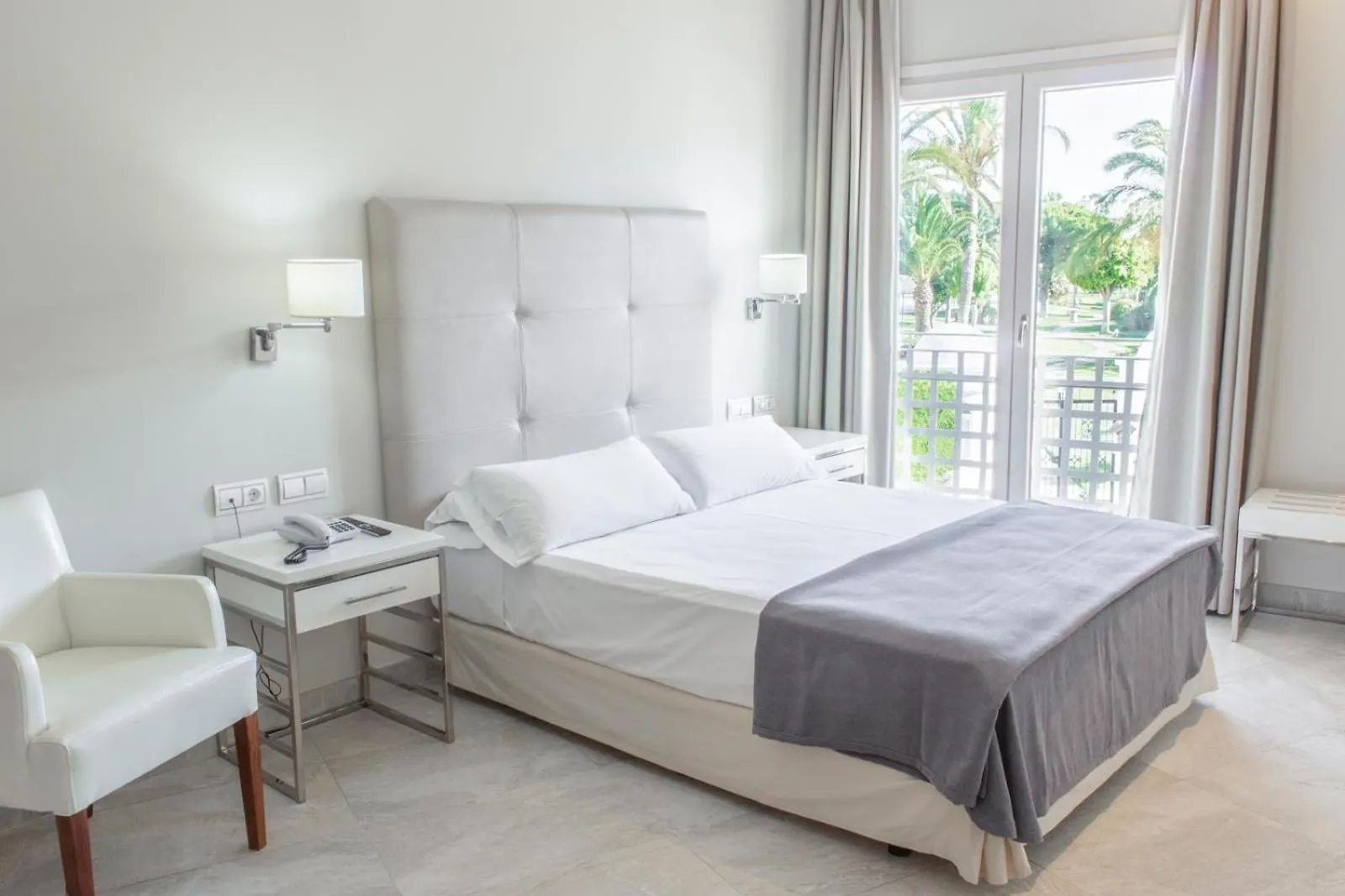Hotel Atlantico Zahara de los Atunes İspanya