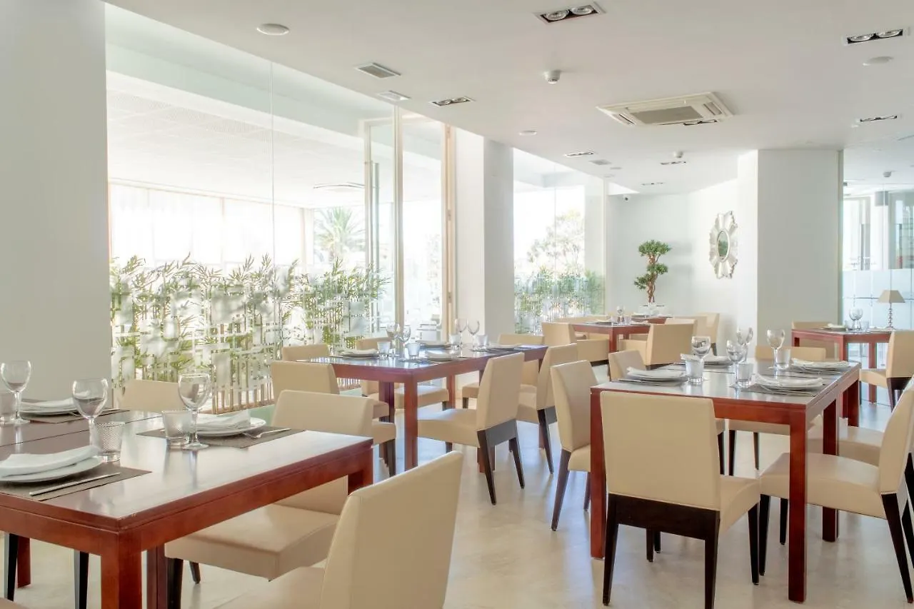 Hotel Atlantico Zahara de los Atunes 4*,